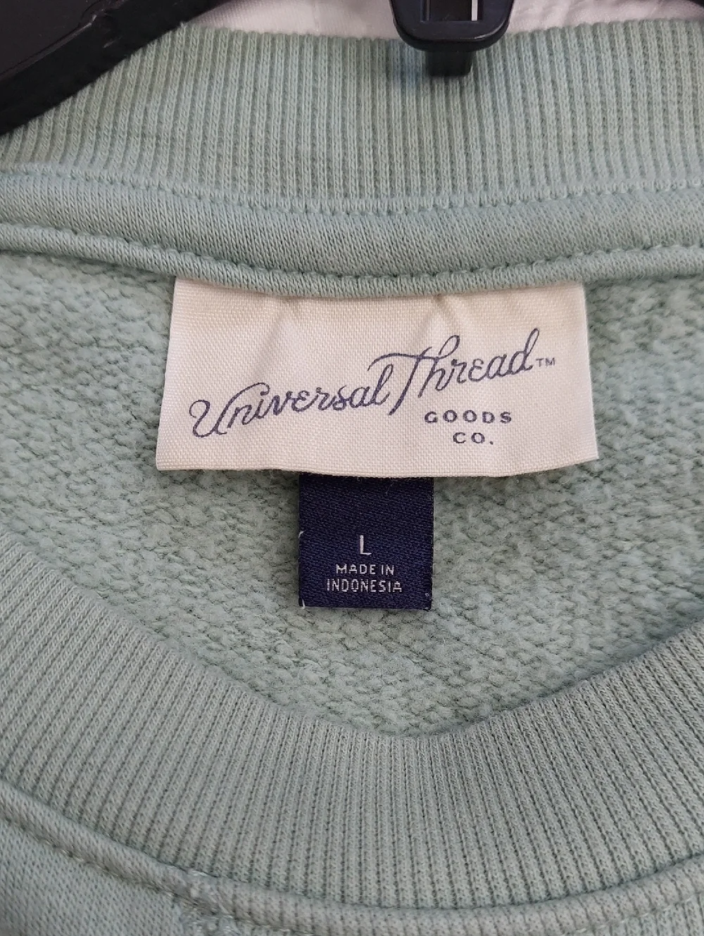 Universal Thread chinos up shopping